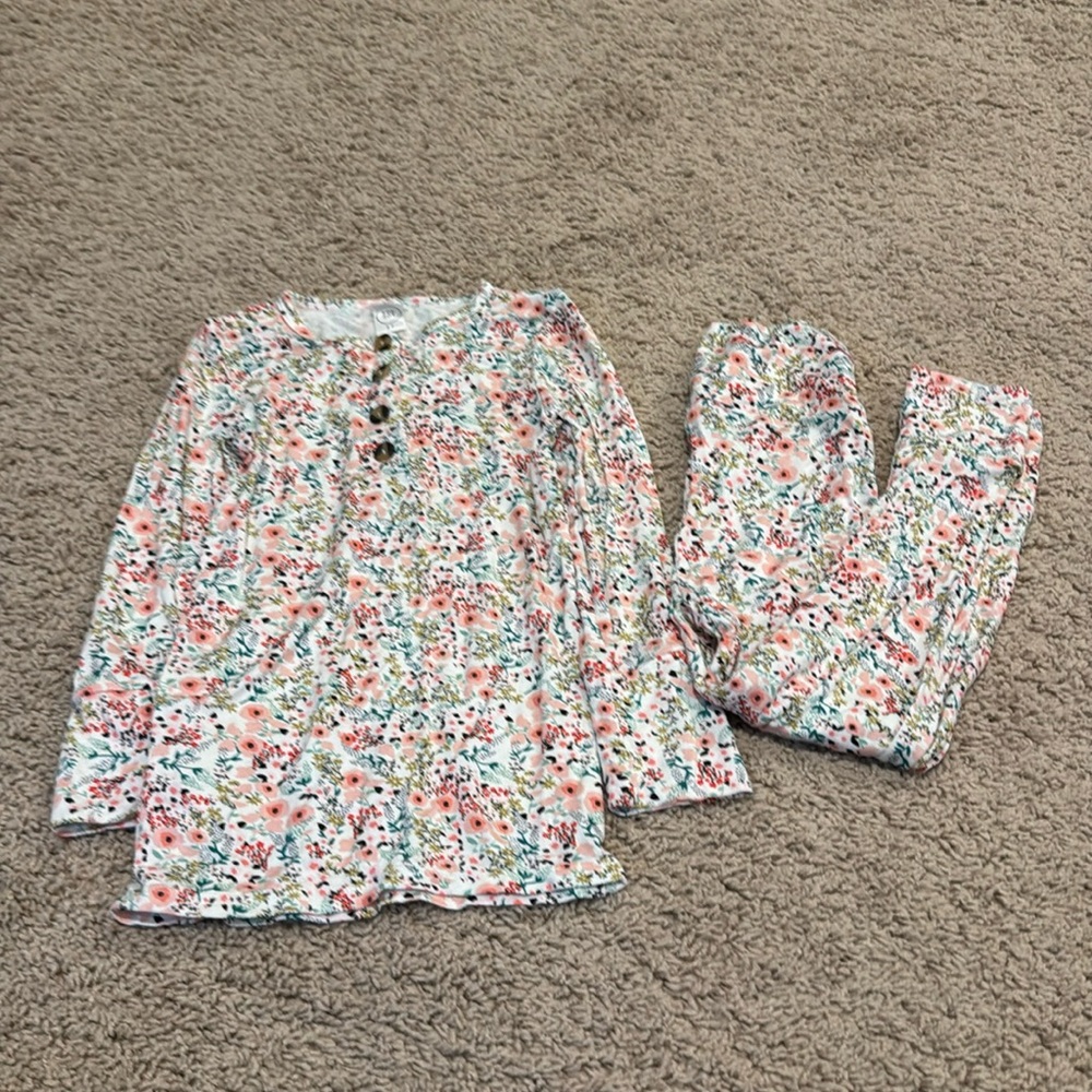 LouLou&Company Top and Bottom Set